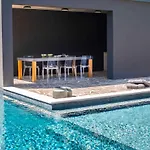 Ventura Royal By Kompas Villa Matulini
